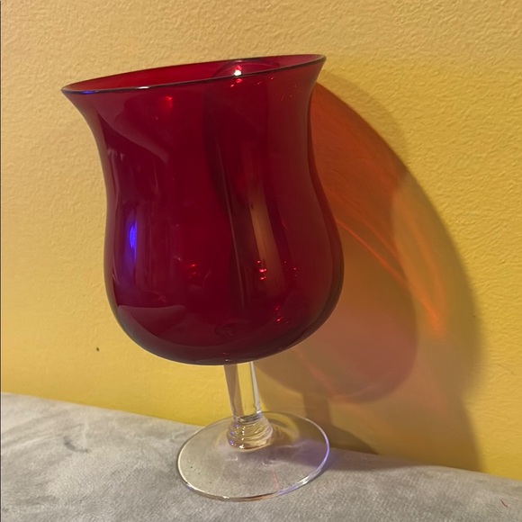 Ruby by Ebeling & Reuss Elegant Red Glass Claret Wine Goblet - Picture 2 of 3